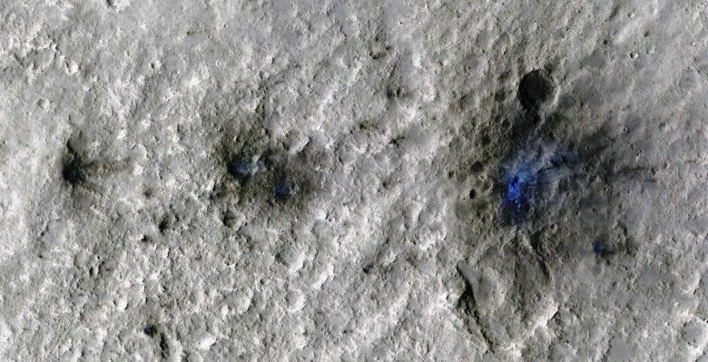 Primeiro impacto de meteoróide detectado pela missão InSight da NASA;  a imagem era t