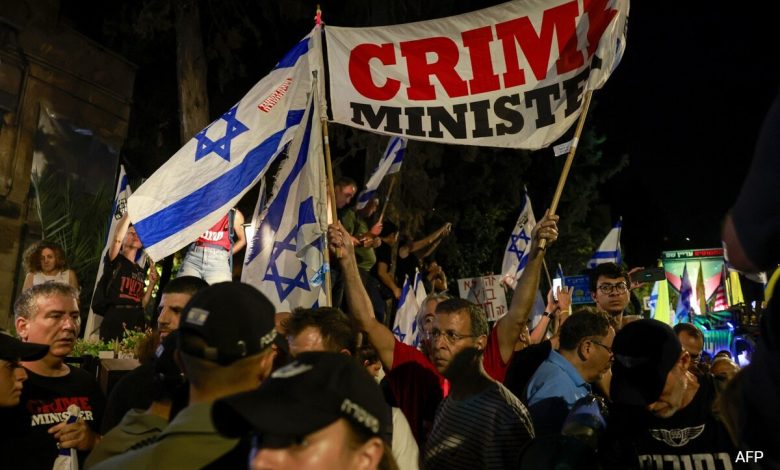 Milhares de israelenses participam de protestos antigovernamentais