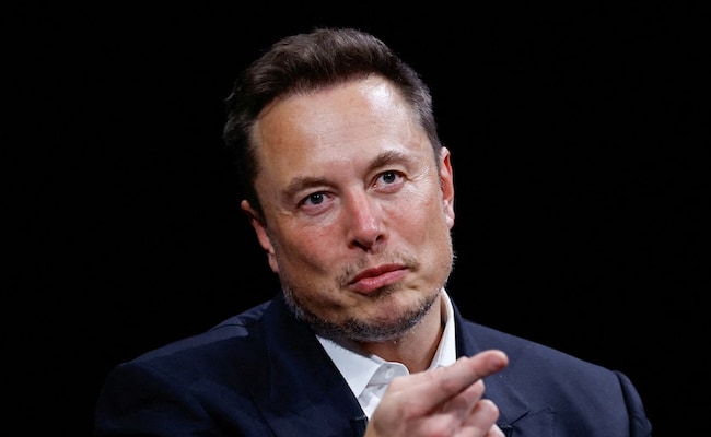 Elon Musk fez sexo com um estagiário da SpaceX e pediu a uma mulher que tivesse seus filhos, afirma relatório