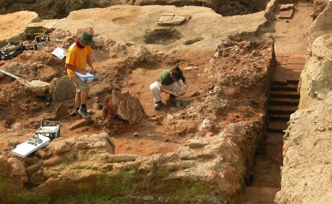 Arqueólogos encontram ruínas de templo de 4.000 anos no Peru